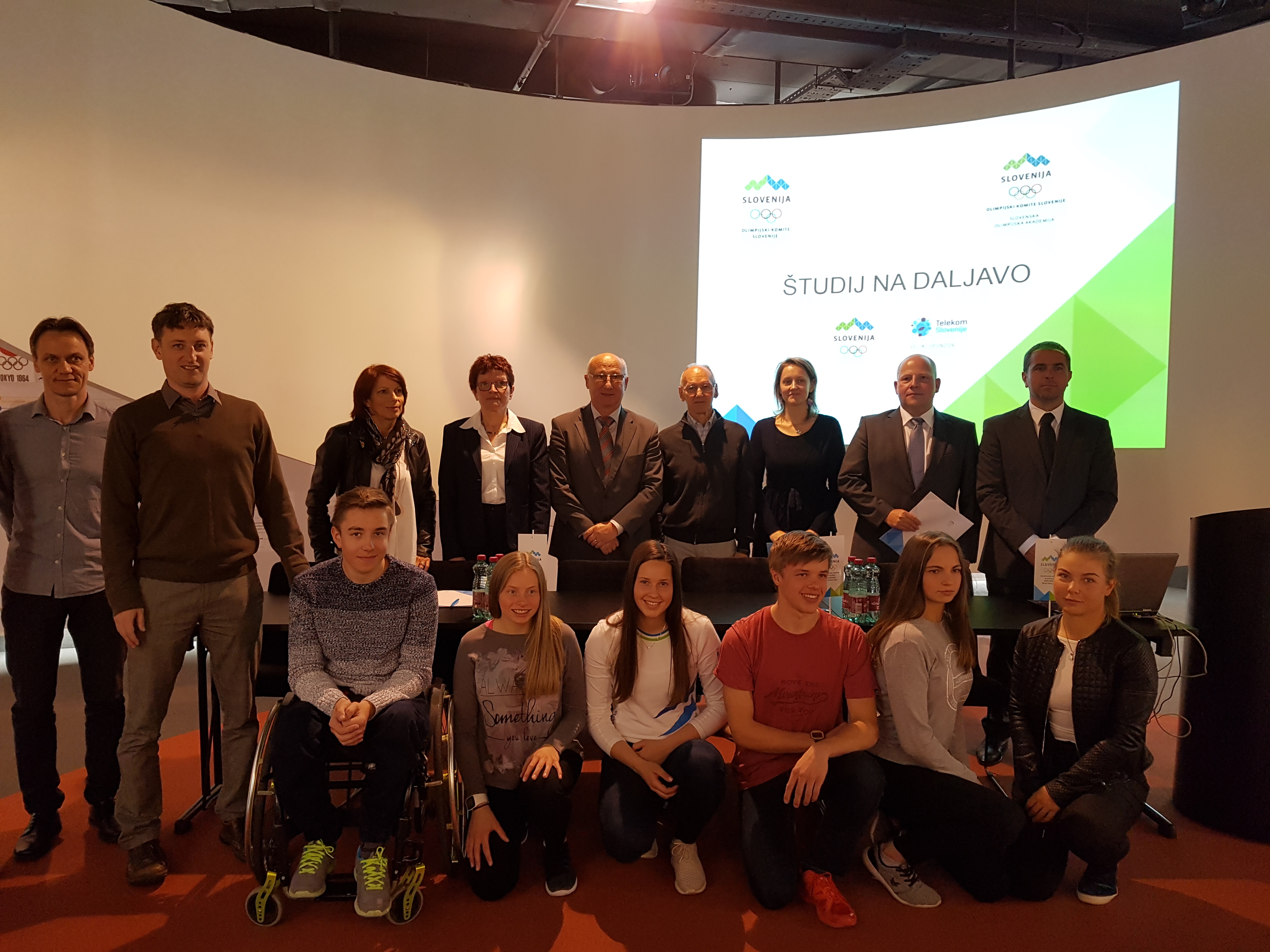Prek 100 slovenskih športnikov vključenih v študij na daljavo