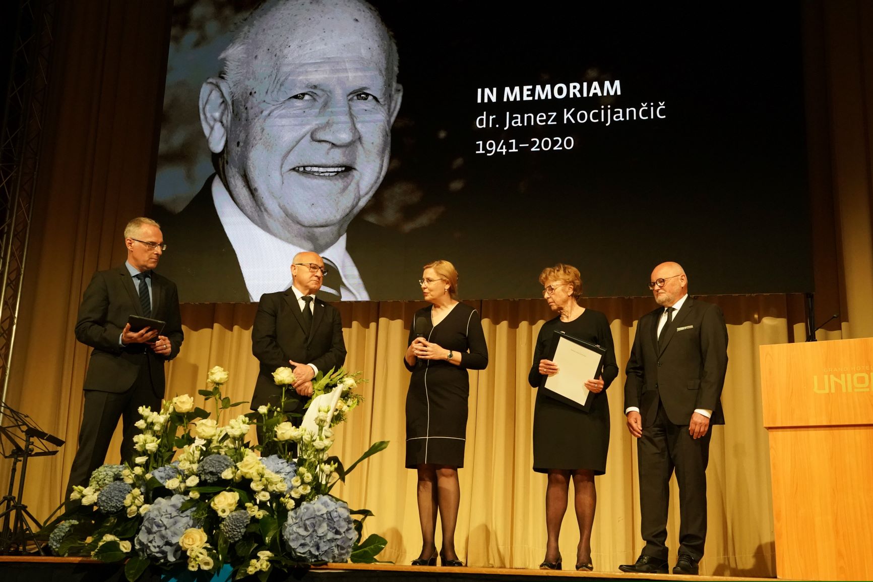 Žalna seja za pokojnim dr. Janezom Kocijančičem
