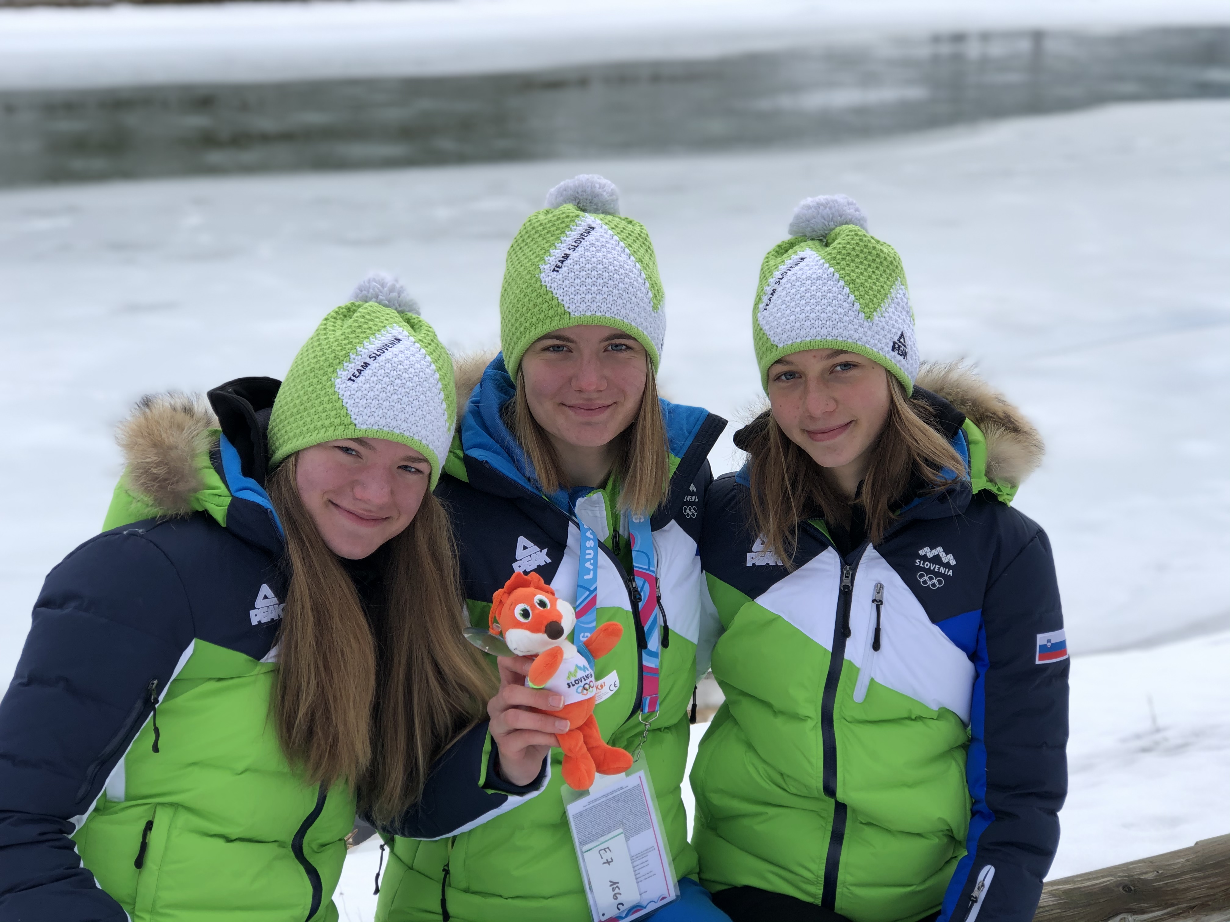 Biatlonki Kaja Marič in Kaja Zorč na petem in šestem mestu na zimskih mladinskih olimpijskih igrah