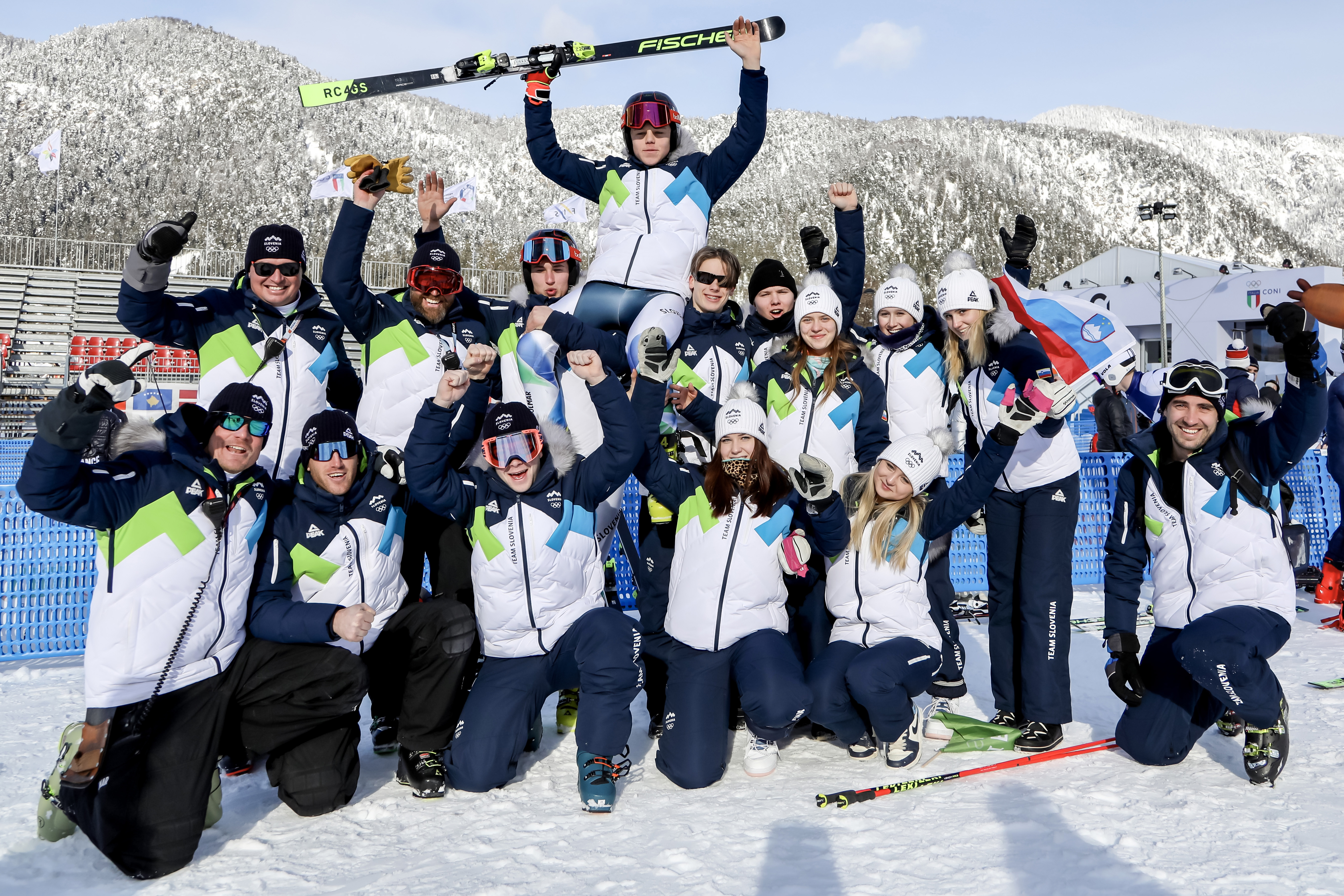 Naši mladi športniki šestkrat zlati na zimskem OFEM FJK 2023