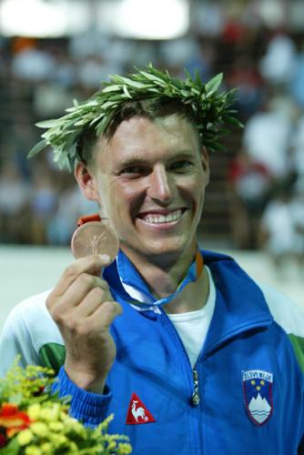 Utrinki POI Atene 2004 - Žbogar medalja
